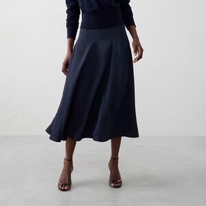 NWT Banana Republic Factory Godet Twill Navy Midi Skirt - size 0